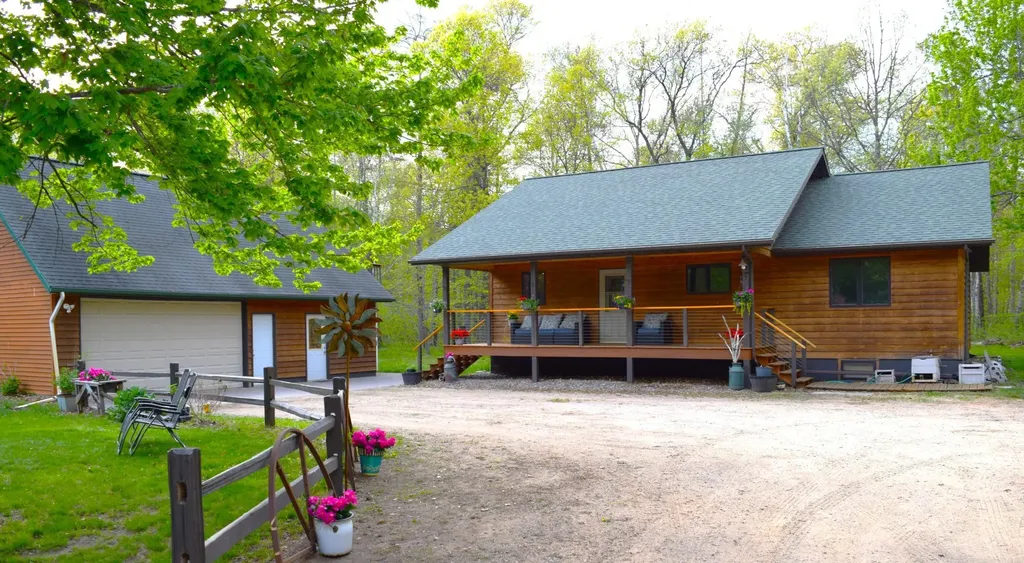 13066 Oakland Parkway Road Merrifield MN 56465