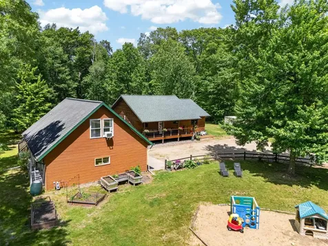 13066 Oakland Parkway Road Merrifield MN 56465