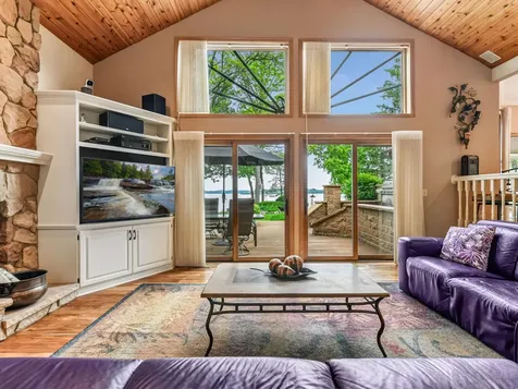 5321 Bartlett Boulevard Mound MN 55364