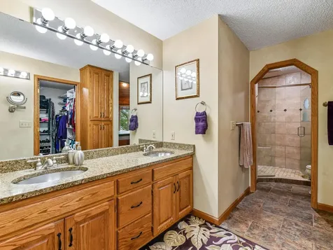 5321 Bartlett Boulevard Mound MN 55364