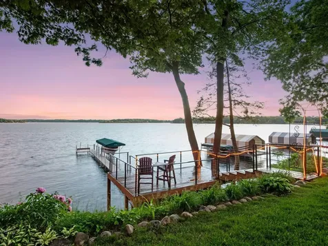 5321 Bartlett Boulevard Mound MN 55364
