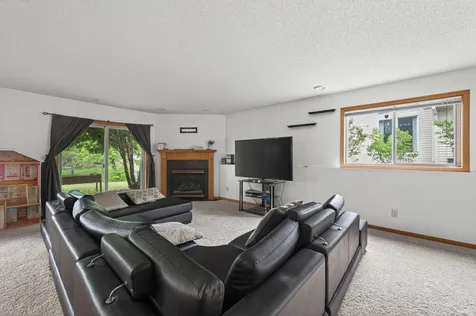 10035 Fallgold Parkway N Brooklyn Park MN 55443
