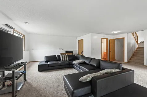 10035 Fallgold Parkway N Brooklyn Park MN 55443