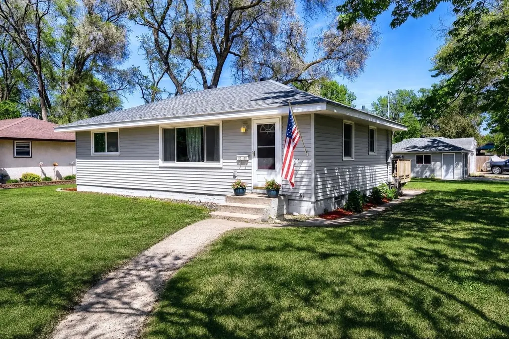 5400 Knox Avenue N Brooklyn Center MN 55430