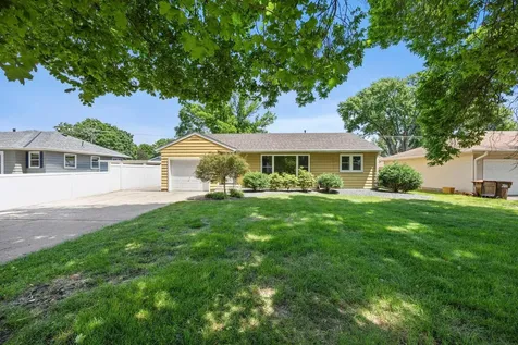 1703 Ramsey Street Hastings MN 55033