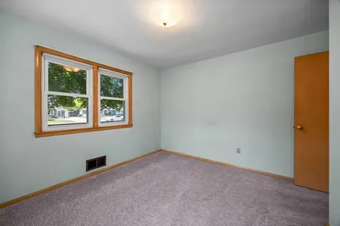 1703 Ramsey Street Hastings MN 55033