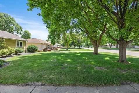 1703 Ramsey Street Hastings MN 55033