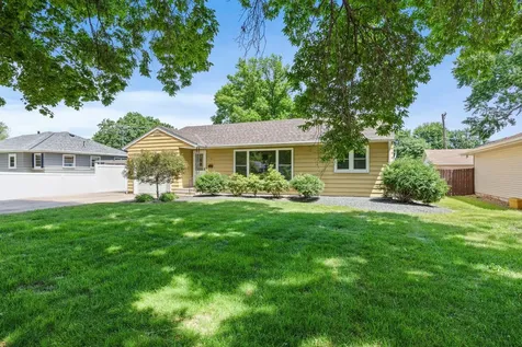 1703 Ramsey Street Hastings MN 55033