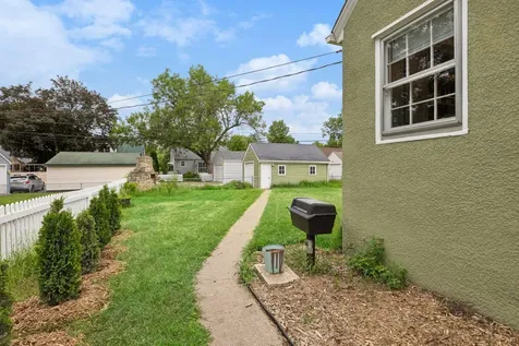 4535 Vincent Avenue N Minneapolis MN 55412