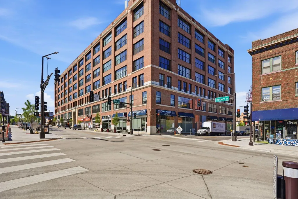 500 Robert Street N Saint Paul MN 55101