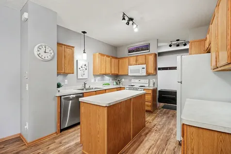 20603 Keystone Avenue Lakeville MN 55044
