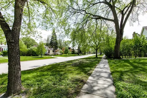 601 10th Street S Fargo ND 58103