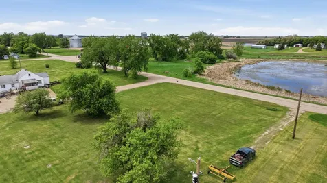 204 East St S Stirum ND 58069