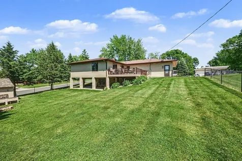 810 Hillcrest Drive Montgomery MN 56069