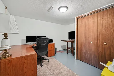 810 Hillcrest Drive Montgomery MN 56069