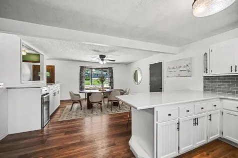 810 Hillcrest Drive Montgomery MN 56069