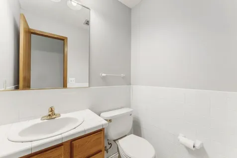 9125 40 1/2 Avenue N New Hope MN 55427