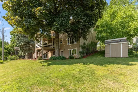9125 40 1/2 Avenue N New Hope MN 55427
