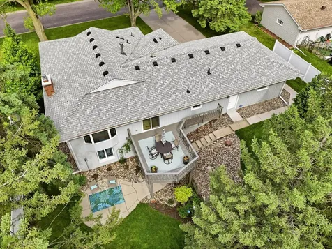 974 Kohlman Lane Maplewood MN 55109