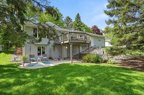 974 Kohlman Lane Maplewood MN 55109