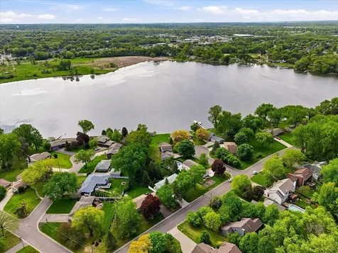 974 Kohlman Lane Maplewood MN 55109