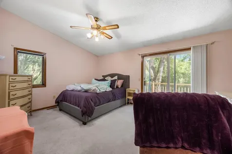 1070 Mcknight Road S Maplewood MN 55119