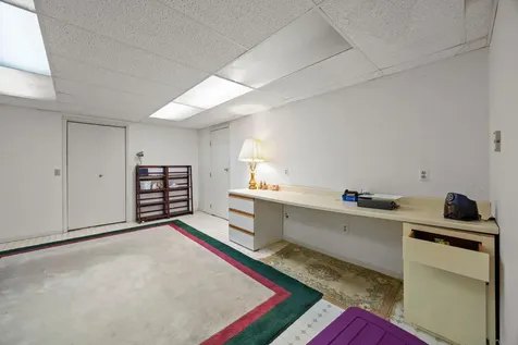 1070 Mcknight Road S Maplewood MN 55119
