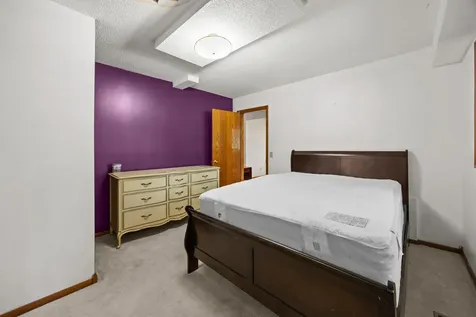 1070 Mcknight Road S Maplewood MN 55119