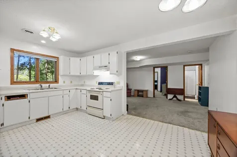 1070 Mcknight Road S Maplewood MN 55119