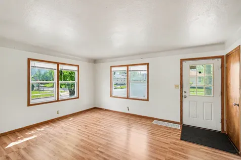 1175 Cook Avenue E Saint Paul MN 55106