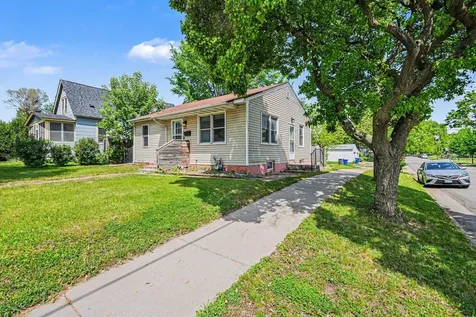 1175 Cook Avenue E Saint Paul MN 55106