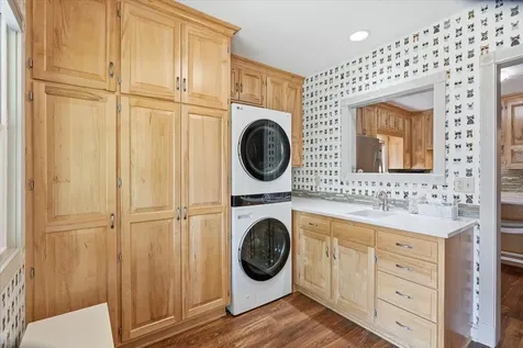 1663 Willis Avenue South Saint Paul MN 55075