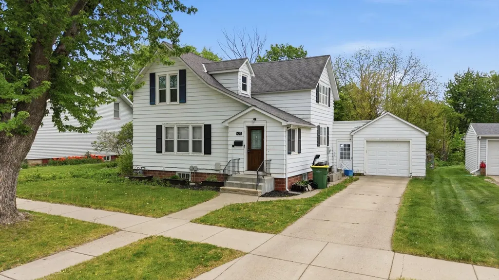 420 N 5th Street Marshall MN 56258
