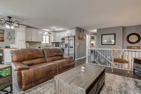 1317 35th Avenue S Moorhead MN 56560