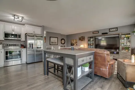 1317 35th Avenue S Moorhead MN 56560