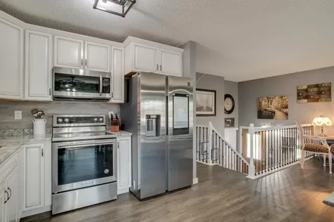 1317 35th Avenue S Moorhead MN 56560