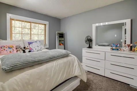 1317 35th Avenue S Moorhead MN 56560