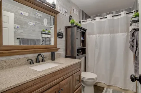 1317 35th Avenue S Moorhead MN 56560