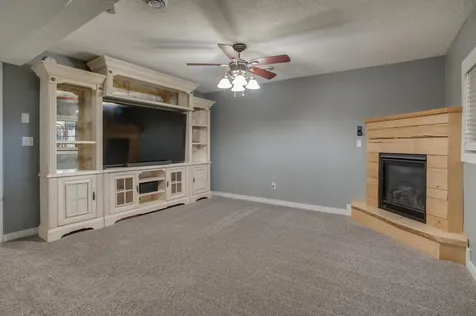 1317 35th Avenue S Moorhead MN 56560