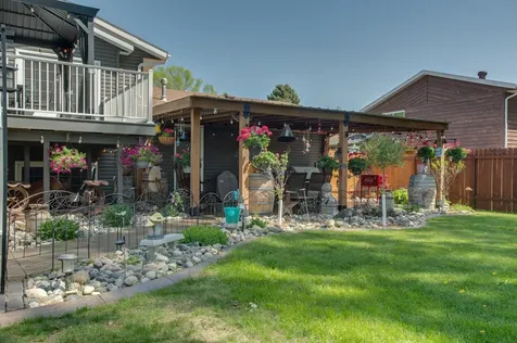 1317 35th Avenue S Moorhead MN 56560