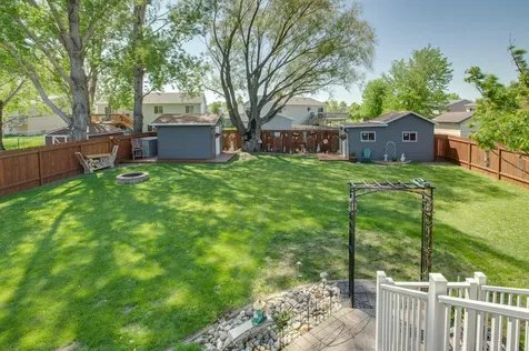 1317 35th Avenue S Moorhead MN 56560