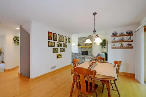 1470 N Mary Street N Maplewood MN 55119