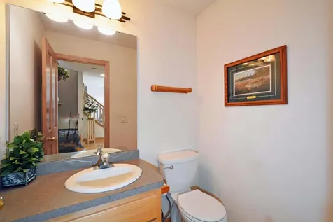 1470 N Mary Street N Maplewood MN 55119