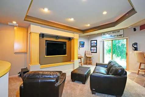 1470 N Mary Street N Maplewood MN 55119