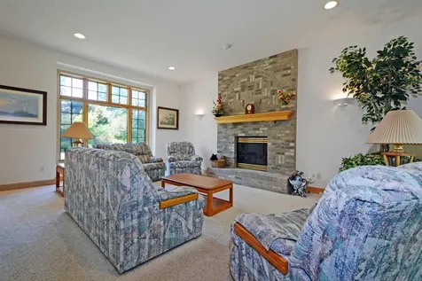1470 N Mary Street N Maplewood MN 55119