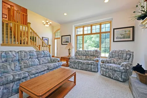 1470 N Mary Street N Maplewood MN 55119