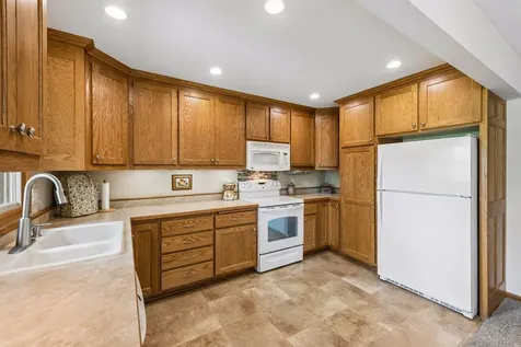 10805 99th Place N Maple Grove MN 55369