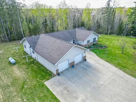 4003 Highway 5 Hibbing MN 55746