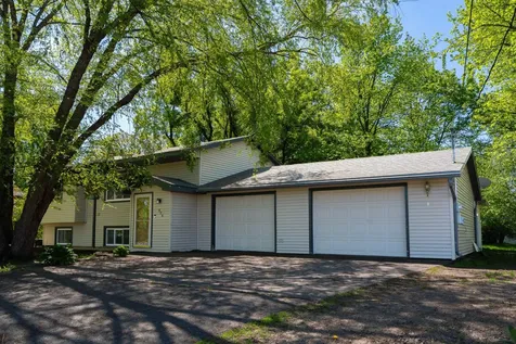 906 5th Avenue NE Little Falls MN 56345