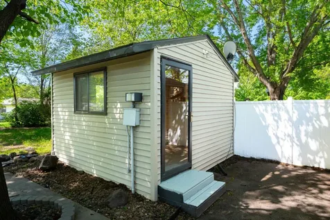 906 5th Avenue NE Little Falls MN 56345
